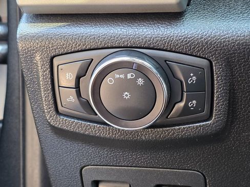 Used 2019 Ford F150 Lariat image 50