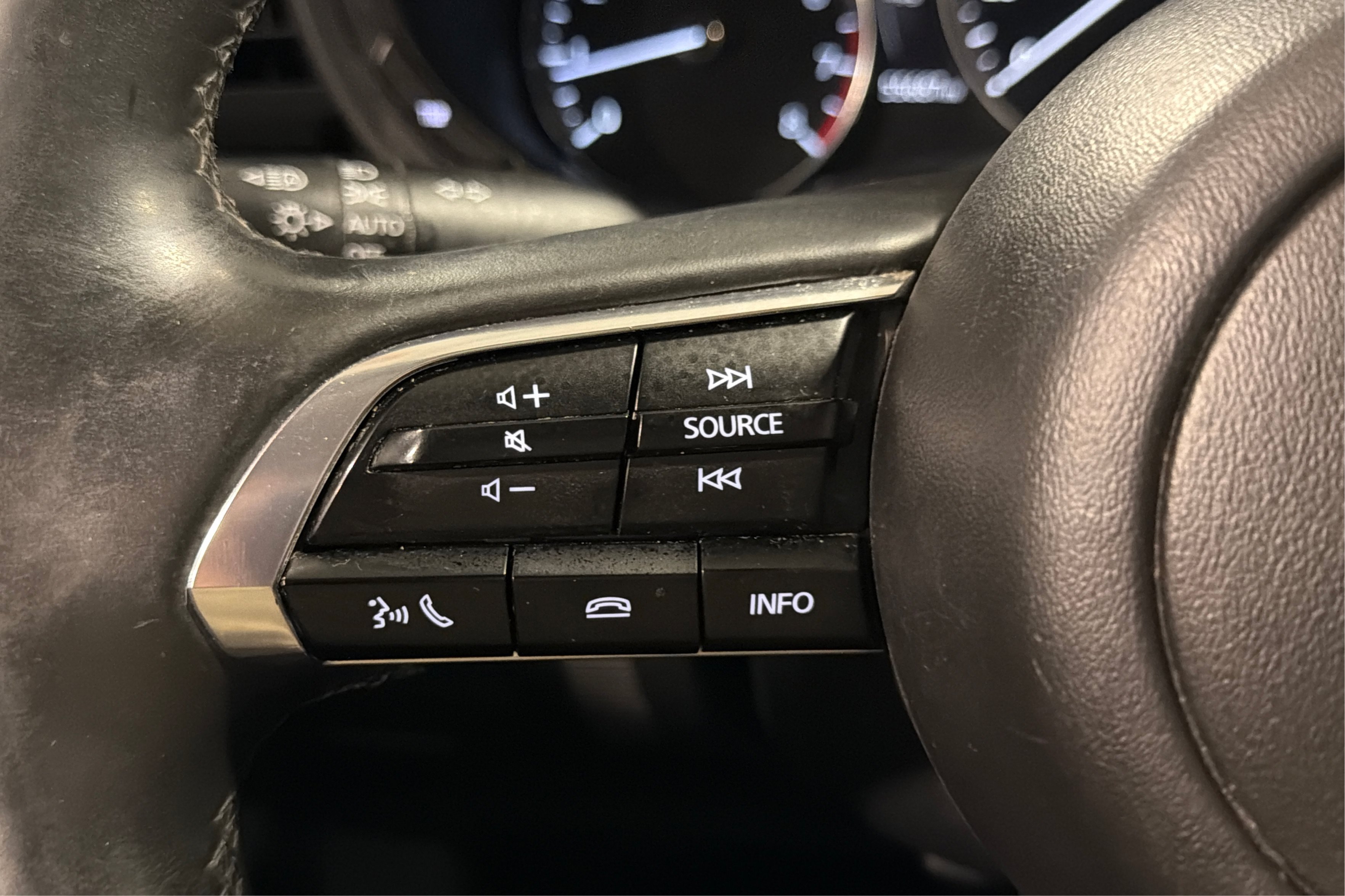 Used 2024 MAZDA CX-30 AWD 2.5 S w/ Select Sport Pkg image 22
