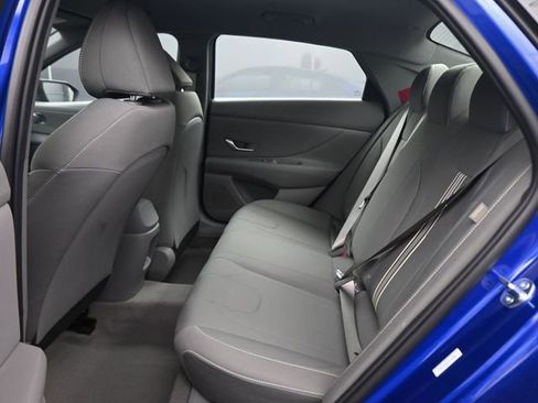New 2026 Hyundai Elantra Sport FWD image 14