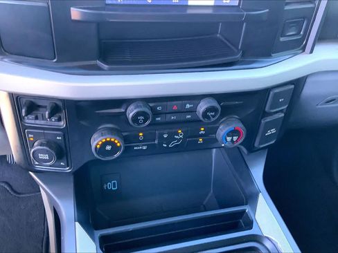 Certified 2025 Ford F250 XLT w/ 360-Degree Camera Package AWD/4WD image 34