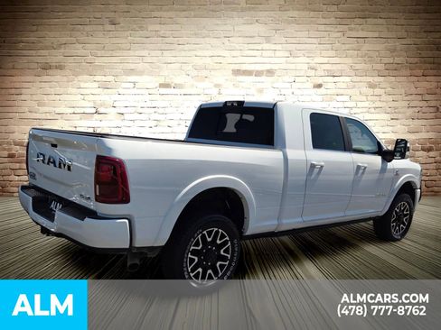 Used 2025 RAM 2500 Limited AWD/4WD image 12