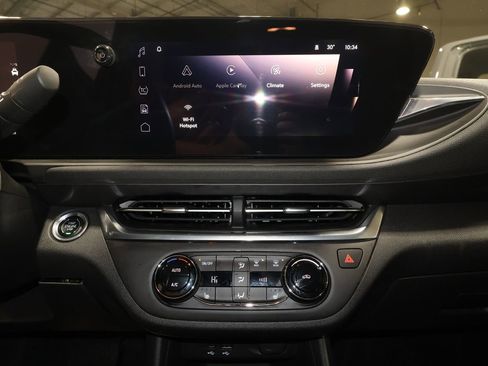 Certified 2024 Buick Envista Preferred w/ Convenience I Package image 16