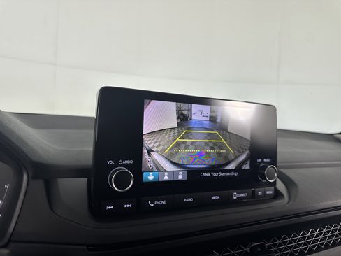 Certified 2024 Honda Accord LX image 31