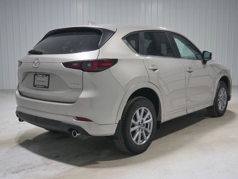 New 2025 MAZDA CX-5 AWD 2.5 S w/ Preferred Package image 5