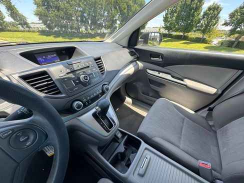 Used 2014 Honda CR-V LX image 28