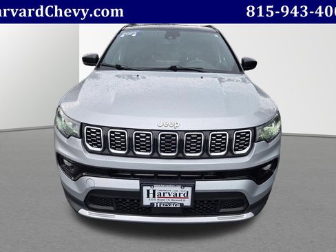 Used 2024 Jeep Compass Limited AWD/4WD image 2