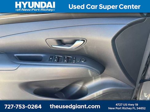 Used 2024 Hyundai Tucson SE image 9
