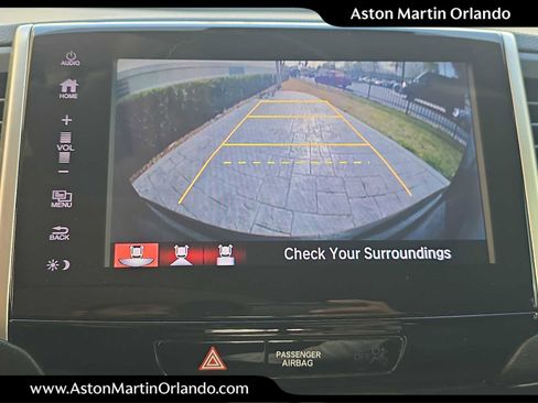 Used 2017 Honda Pilot Touring image 19