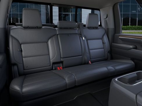 New 2026 GMC Sierra 2500 SLT w/ SLT Premium Package AWD/4WD image 17