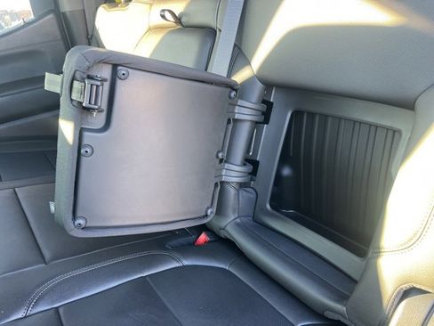 Used 2021 GMC Sierra 1500 SLT w/ SLT Premium Package image 40