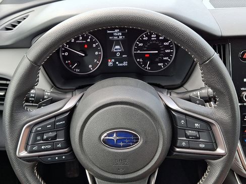 Used 2025 Subaru Outback Premium w/ Popular Package #1A AWD/4WD image 35