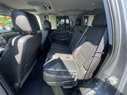 Used 2018 GMC Yukon SLT w/ Open Road Package image 16