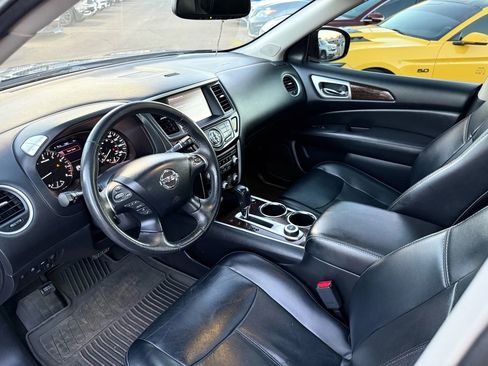 Used 2014 Nissan Pathfinder Platinum w/ Platinum Premium Package image 11