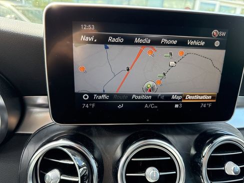 Used 2018 Mercedes-Benz GLC 300 image 6