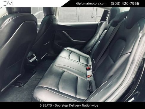 Used 2018 Tesla Model 3 Long Range RWD image 23