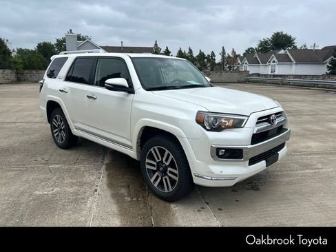 Used 2022 Toyota 4Runner Limited AWD/4WD image 8