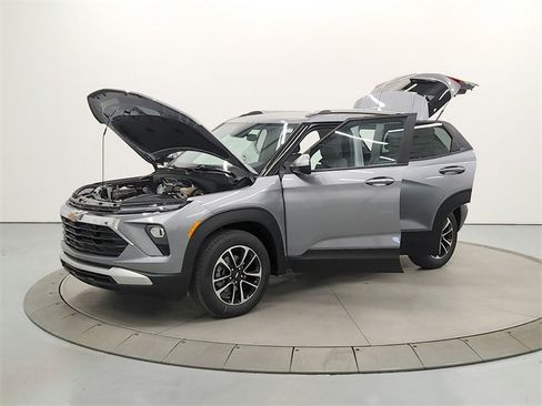 New 2026 Chevrolet TrailBlazer LT w/ Driver Confidence Package image 11