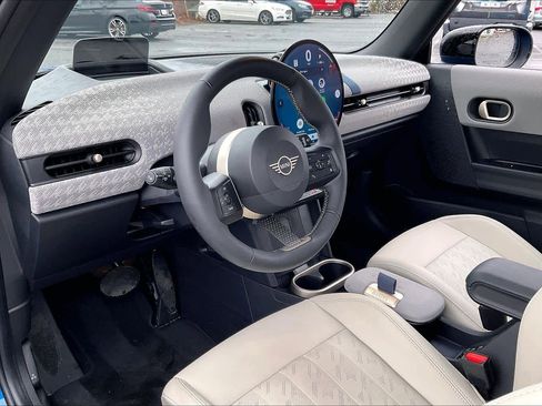 Used 2025 MINI Cooper S image 17