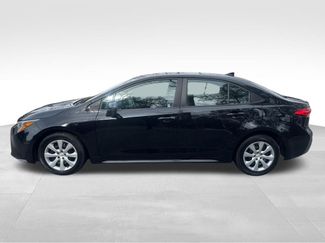 Used 2024 Toyota Corolla LE video 2