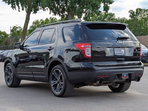 Used 2015 Ford Explorer Sport w/ Equipment Group 401A AWD/4WD image 9