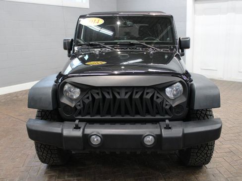 Used 2014 Jeep Wrangler Unlimited Sport w/ Quick Order Package 23S AWD/4WD image 2