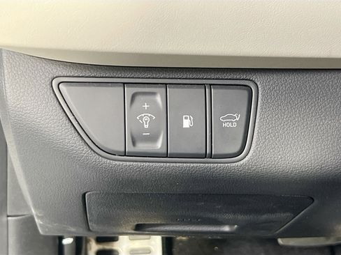 Used 2023 Genesis G70 3.3T w/ Sport Prestige Package image 10