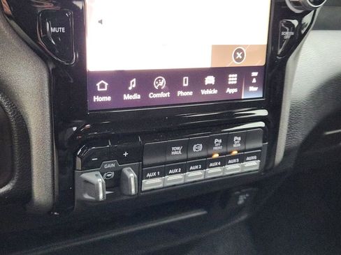 New 2026 RAM 2500 Tradesman AWD/4WD image 14