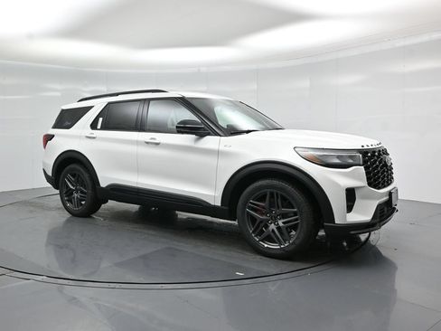 New 2026 Ford Explorer ST-Line RWD image 25