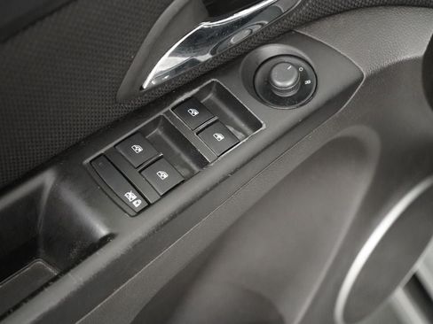 Used 2011 Chevrolet Cruze LTZ FWD image 23