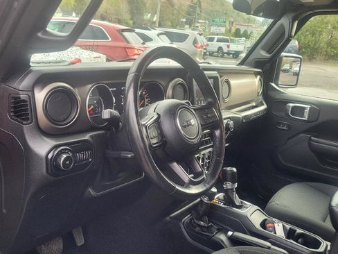 Used 2020 Jeep Wrangler Unlimited Sport AWD/4WD image 13