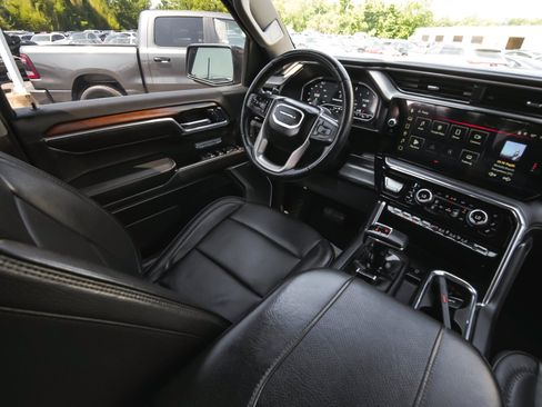 Used 2024 GMC Sierra 1500 Denali AWD/4WD image 43
