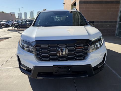 Used 2023 Honda Passport TrailSport image 10