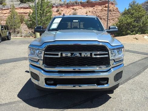 Used 2022 RAM 2500 Tradesman AWD/4WD image 2