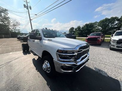New 2026 RAM 3500 Tradesman w/ Chrome Appearance Group A