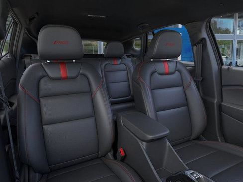 Used 2026 Chevrolet Trax RS FWD image 16