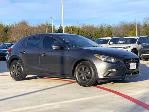 Used 2016 MAZDA MAZDA3 i Sport image 6