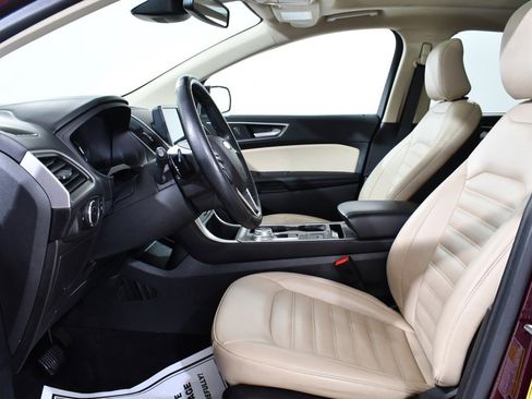 Used 2024 Ford Edge SEL w/ Convenience Package image 6