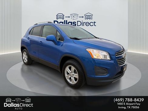 Used 2016 Chevrolet Trax LT w/ LT Sun and Sound Package image 1