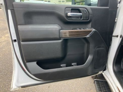 Used 2022 Chevrolet Silverado 3500 LT w/ Convenience Package image 14