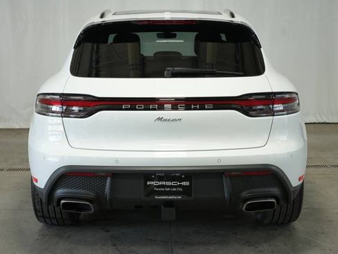 Certified 2025 Porsche Macan AWD/4WD image 6