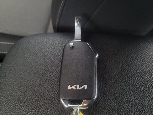 Used 2024 Kia Forte LXS w/ LXS Technology Package FWD image 32
