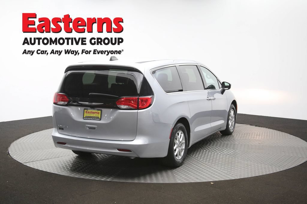 Used 2023 Chrysler Voyager LX FWD image 41