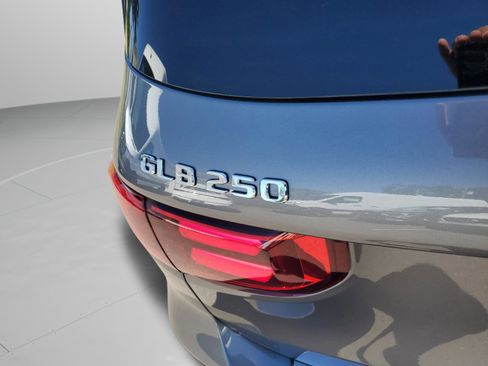 Certified 2026 Mercedes-Benz GLB 250 image 32