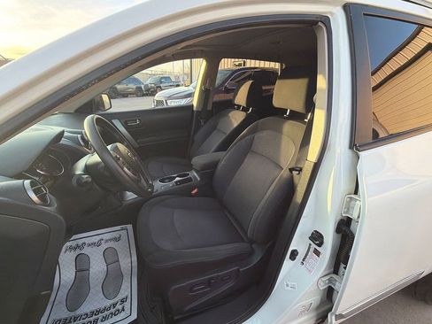 Used 2013 Nissan Rogue SV w/ Premium Pkg image 8