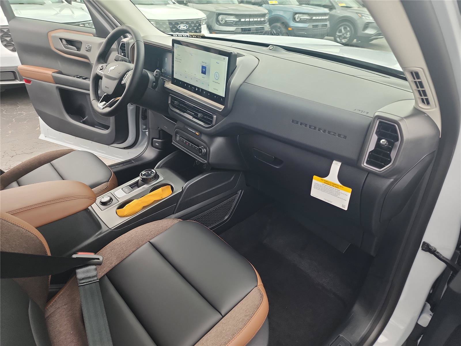 New 2026 Ford Bronco Sport Outer Banks w/ Outer Banks Tech Package+ AWD/4WD image 24