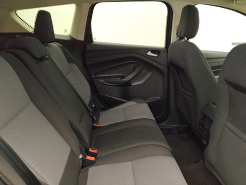 Used 2018 Ford Escape SE FWD image 19