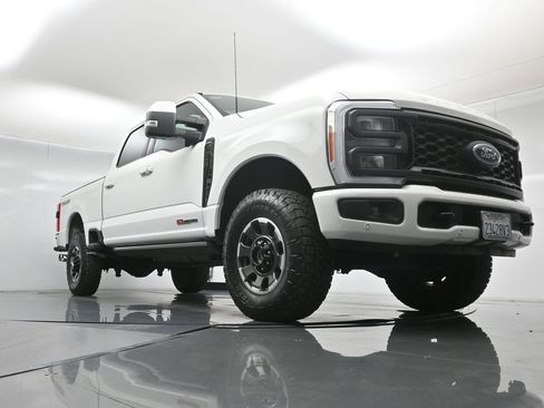 Certified 2023 Ford F250 Lariat w/ Lariat Ultimate Package image 51