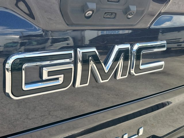 Used 2022 GMC Sierra 1500 Denali AWD/4WD image 11