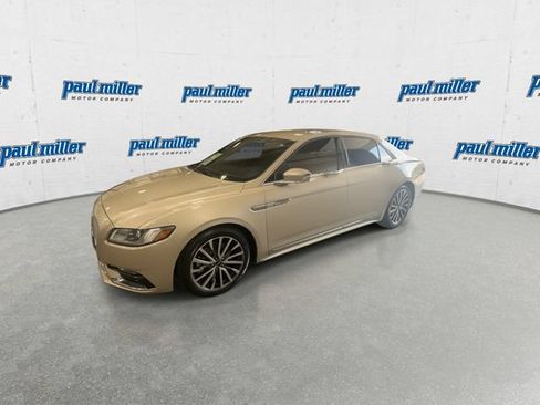 Used 2017 Lincoln Continental Select FWD image 5
