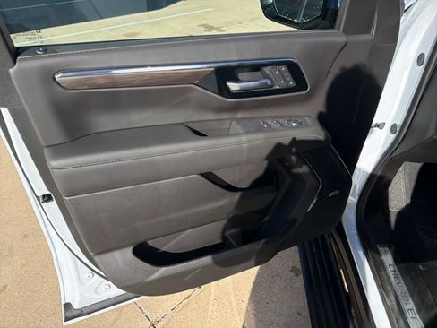 New 2026 Chevrolet Tahoe Premier image 12